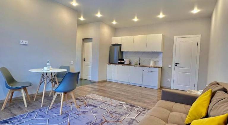 Charming house with patio | Pet-friendly — photo 3