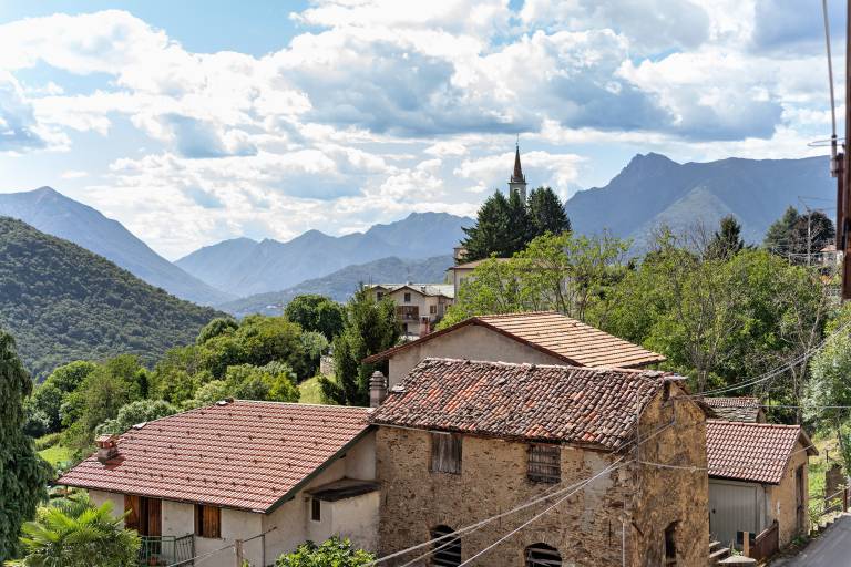 Holiday Home 'Vendrogno' with Mountain View, Private Garden and Wi-Fi — photo 4