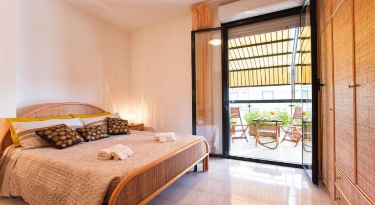 Holiday apartment with 3 rooms for 9 persons — photo 2