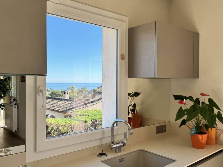 Villa with BBQ & private pool — photo 3