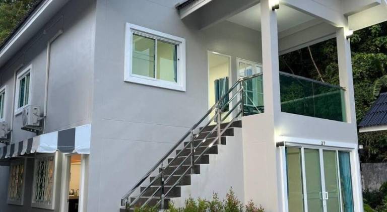Karon Beach Villa in Karon