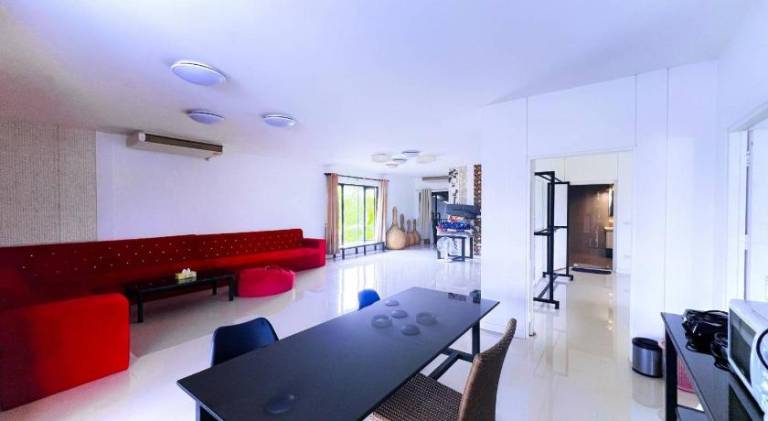 Spacious holiday apartment | Dogs allowed in Chiang Rai