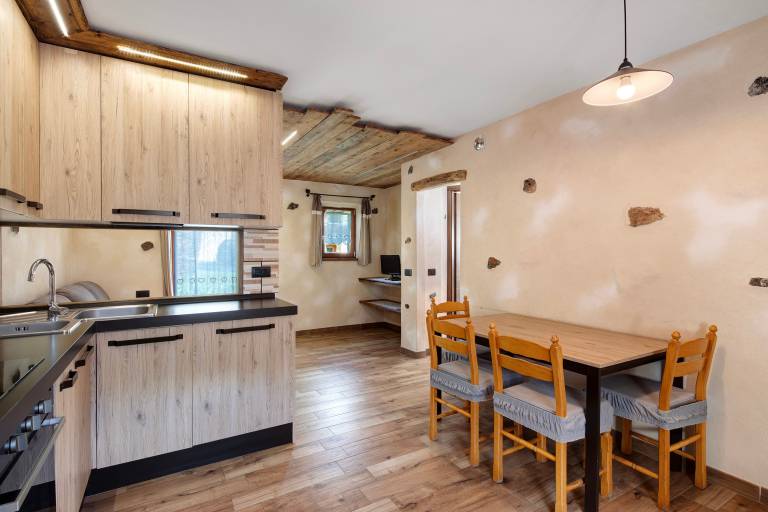 Apartment 'Sole Tra Le Cime - Trepalle' with Mountain View, Private Garden and Wi-Fi — photo 2