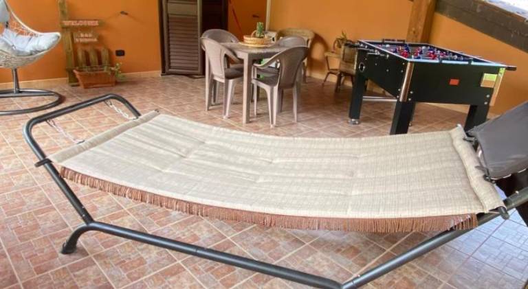 Rental apartment with barbeque, yard & terrace — photo 5