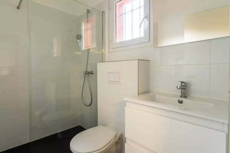 Rental apartment with heated pool — photo 4