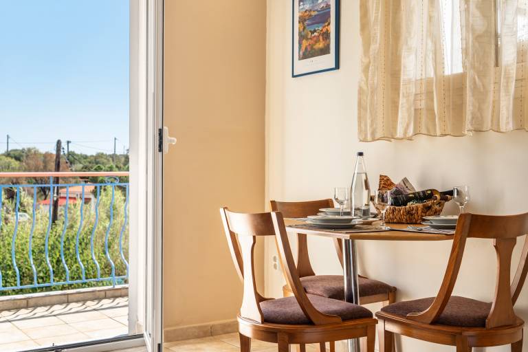 Pet-Friendly Apartment "Efrosyni apartment" with Mountain View, Garden & Wi-Fi — photo 3