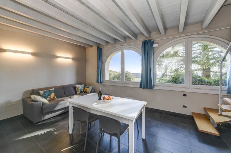 Apartments 'Picedo' with Lake View, Wi-Fi, and Air Conditioning — photo 4