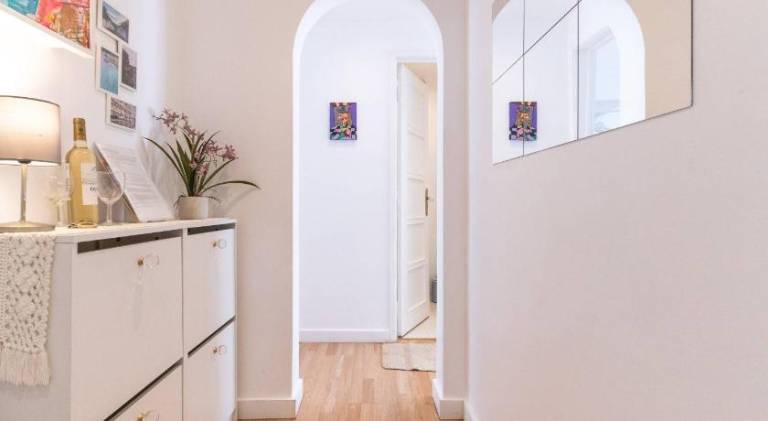 Serene 2-bedroom flat with garden view in Benfica — photo 4