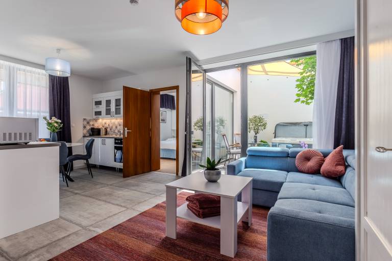 Rental apartment with sauna, garden & terrace | Pet-friendly in Veszprem