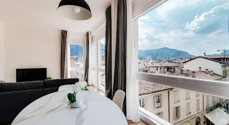 Rental apartment | Close to Como Cathedral — photo 2