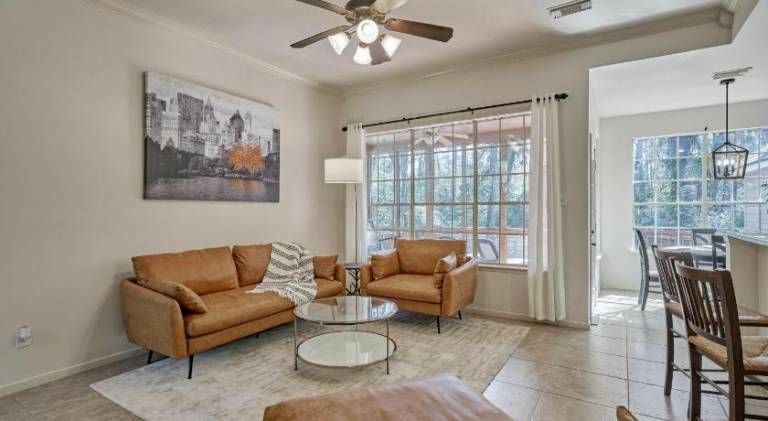 New! Pool, Spa, Nature Trails - The Woodlands 4BR Forest Retreat! — photo 2