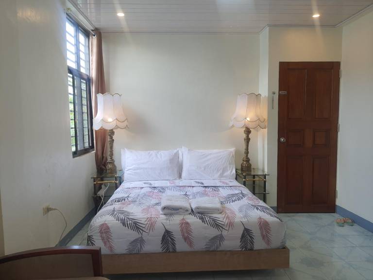 Lovely house | Perfect for remote work | Pets allowed in Alaminos