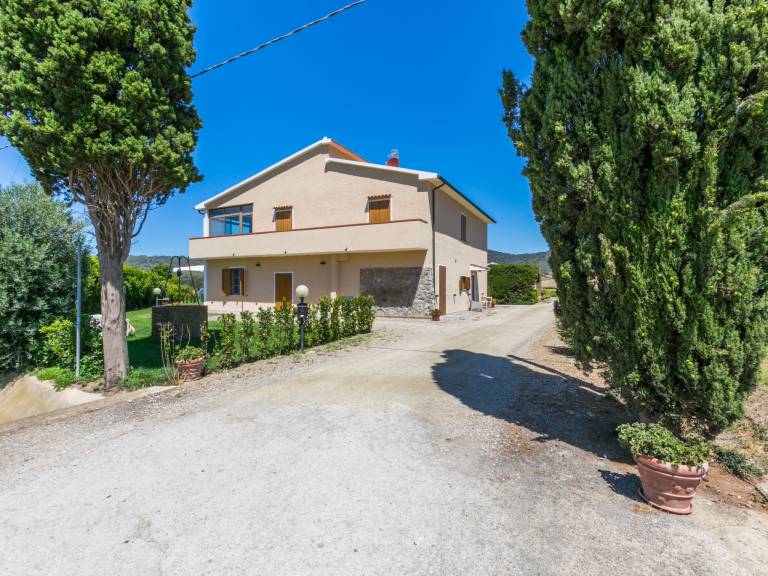 Fully equipped holiday apartment with patio, grill & garden | Pets allowed — photo 4