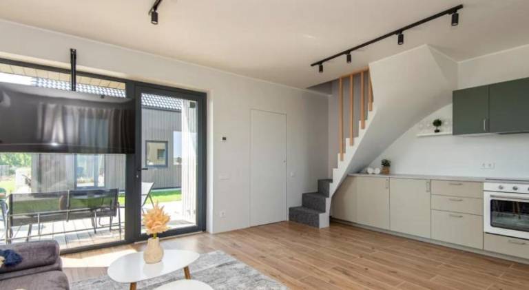 Beautiful holiday apartment with jacuzzi, yard & patio | Next to the beach | Pets allowed in Klaipeda