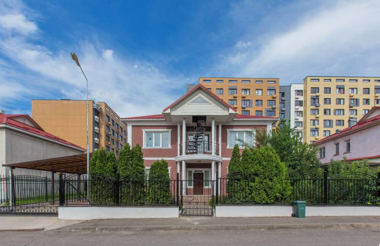 Cabin Nauryzbayskiy Rayon