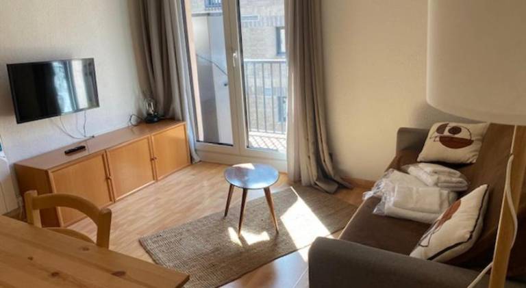 Rental apartment with 2 rooms for 6 persons — photo 2