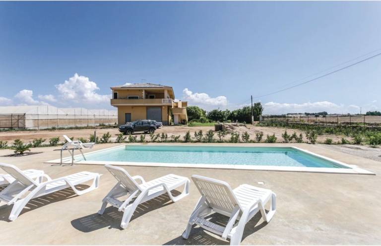 Fully equipped big villa with private pool, yard & patio | Panoramic view | Pet-friendly — photo 2