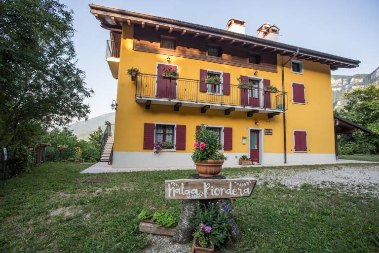 Camera privata Erbezzo