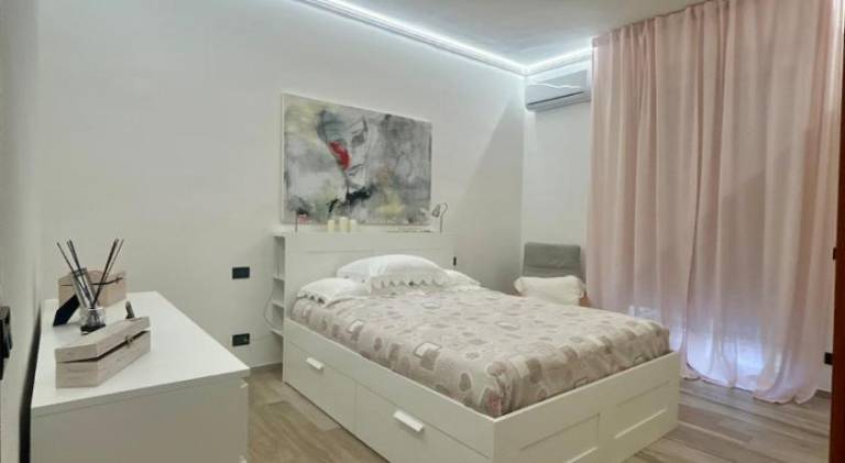 Holiday apartment with 2 rooms for 6 persons — photo 2