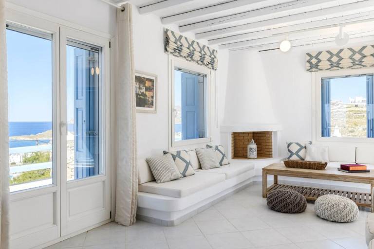 Family-friendly vacation home with barbecue, terrace & pool | Pet-friendly — photo 2