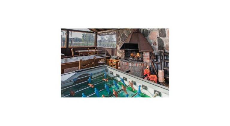Vacation home with pool — photo 3