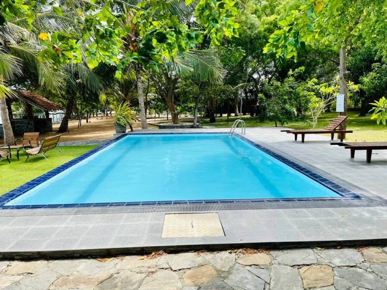Kaaya Eco Resort