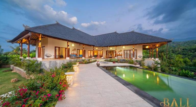 Villa Kampung Bugis