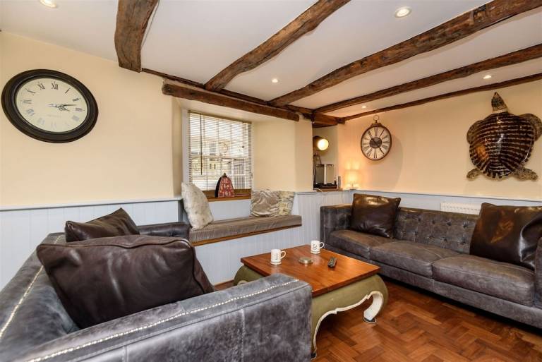 House Looe