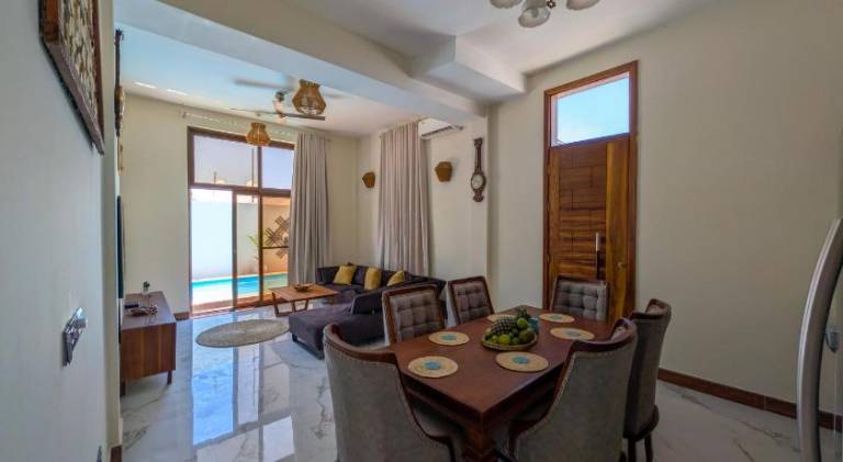 Villa with pool — photo 3