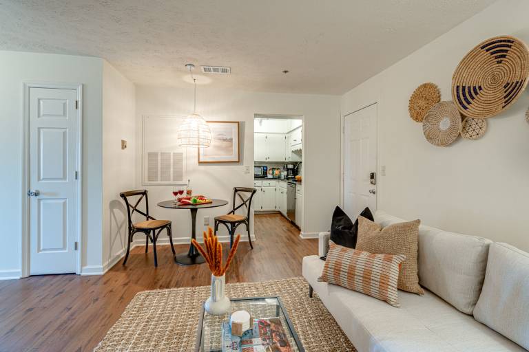 Nashville 1808 State St 208