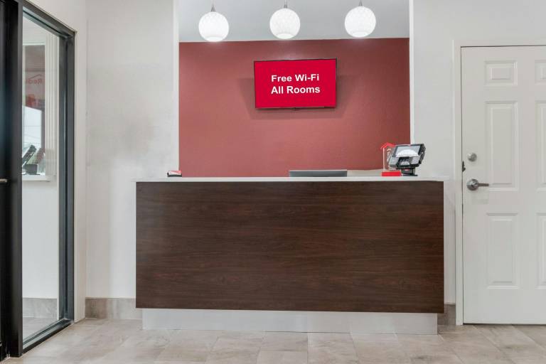 Red Roof Inn Houston - Spring North — photo 3