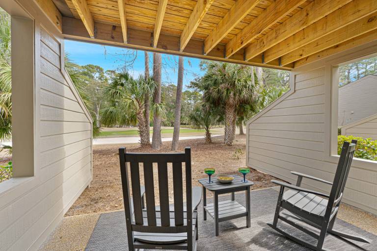 Fully equipped condo with pool | Dogs allowed — photo 2