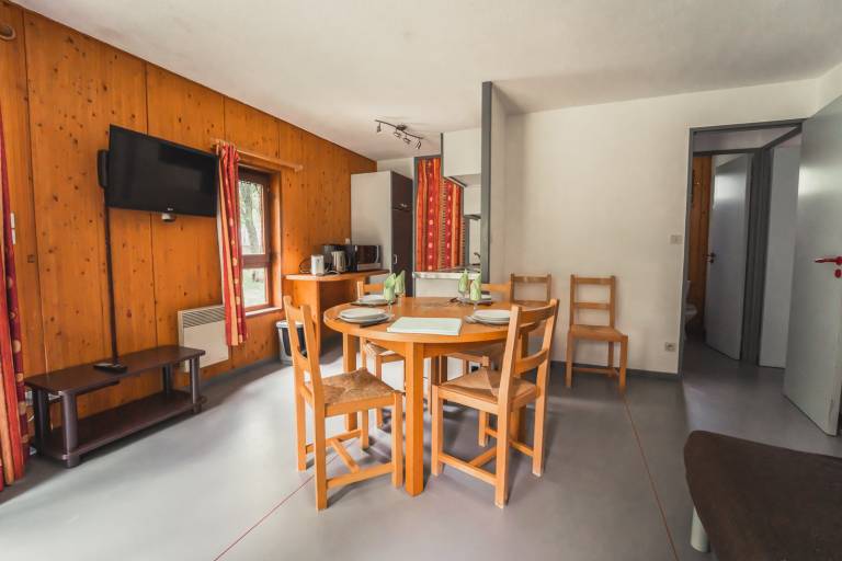 Gite with terrace — photo 4