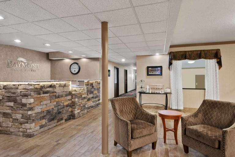 Baymont By Wyndham Belleville Airport Area — photo 3
