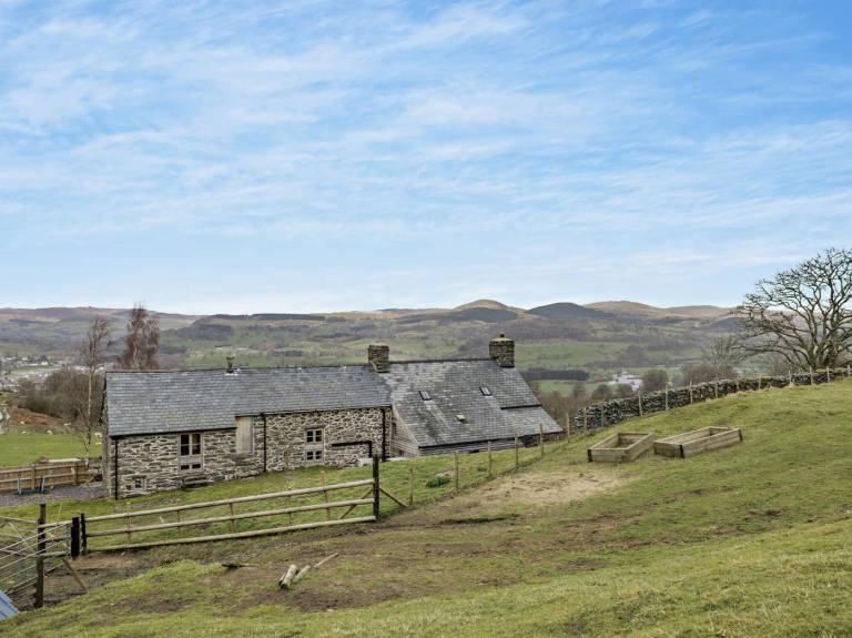 Landhaus  Llangywer