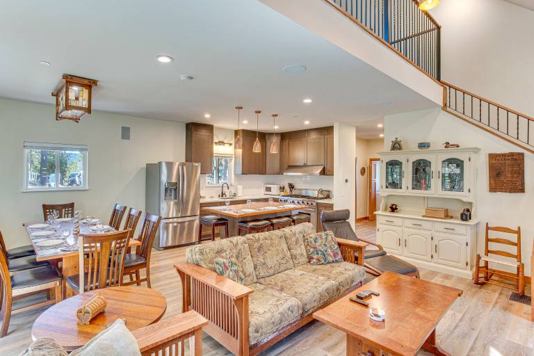Game Room & Deck: Pet-Friendly Lake Arrowhead Home — photo 3