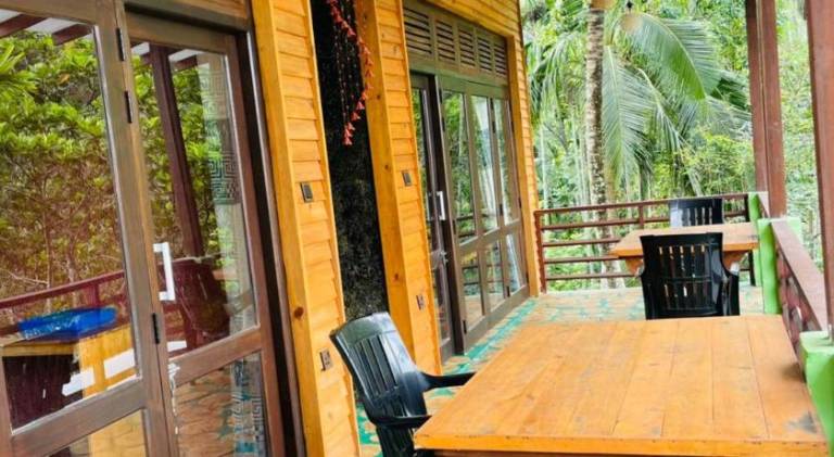 Nine Arch Jungle Inn — photo 4