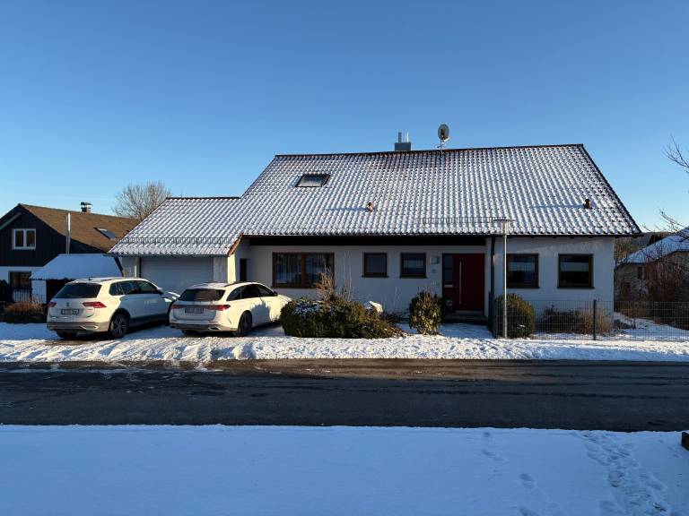 Fully equipped pleasant house with patio, fast internet & grill | Garden view | Good for workation | Pets are welcome — photo 2