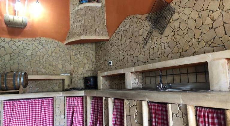 Wonderful vacation home with pool | Pet-friendly — photo 4