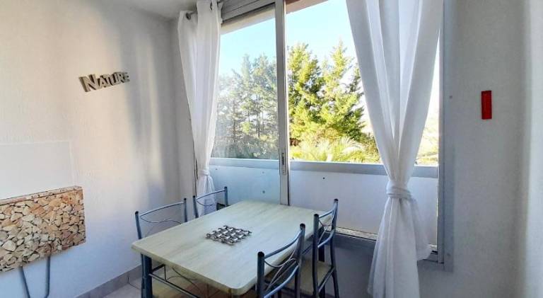 Pleasant holiday apartment with yard & private pool | Pet-friendly — photo 4