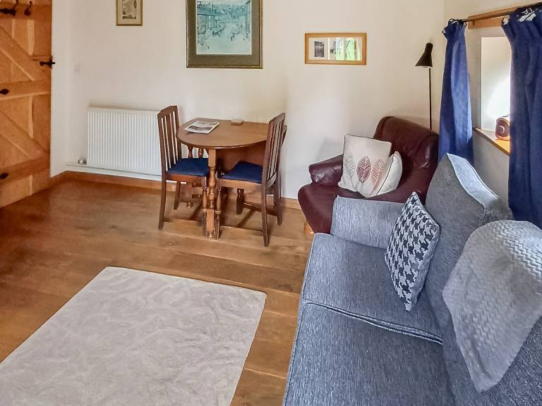 Cottage with terrace, garden & BBQ — photo 3