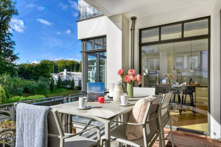 Exklusives Luxus Apartment in Sellin mit Meerblick, Sauna und Außenpool — photo 3
