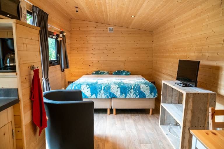 Chalet with pool | Pets are welcome — photo 3