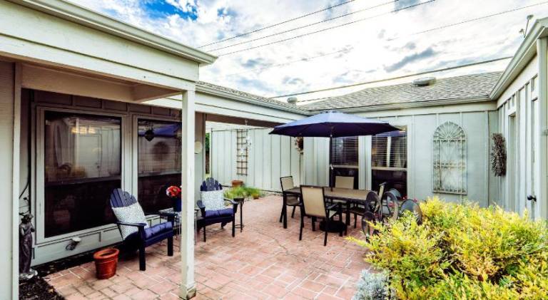 Spacious vacation home with grill & garden | Perfect for remote work | Dogs allowed — photo 4