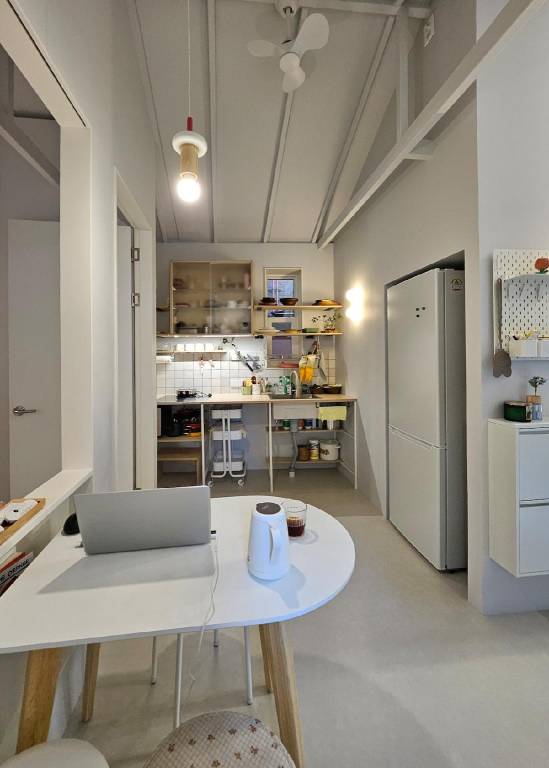 Vacation home with garden | Close to Dongdaemun Design Plaza | Good for workation | Pet-friendly in Seoul
