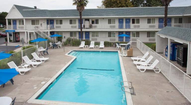 Motel 6 Sacramento, CA - Central — photo 5