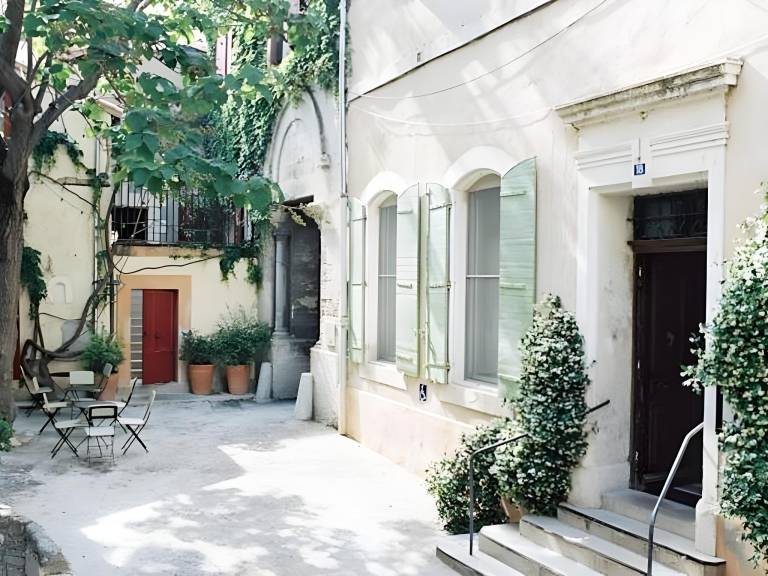 Le Cloitre in Arles