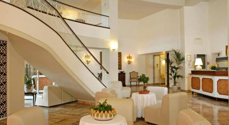 Hotel Palace — photo 4