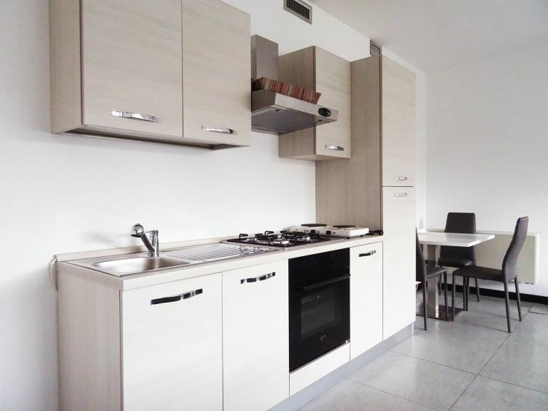 Holiday apartment with terrace, pool & garden | Near Como Cathedral | Pet-friendly — photo 4