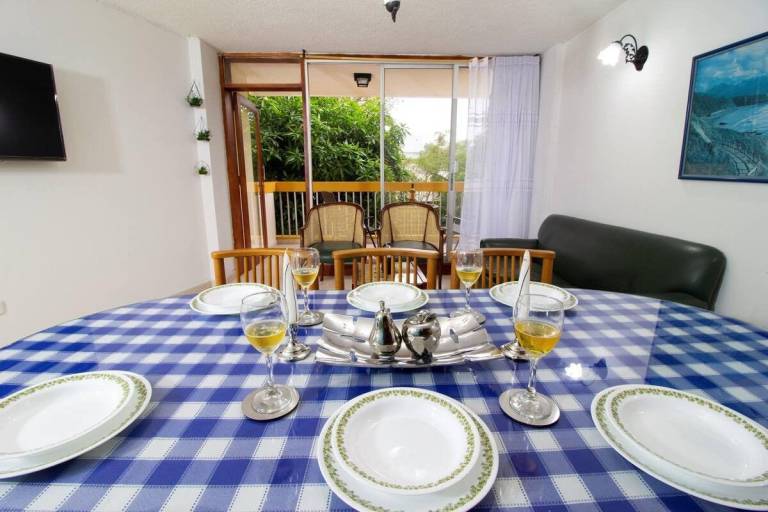 Vacation home with patio | Close to the beach | Pet-friendly — photo 5